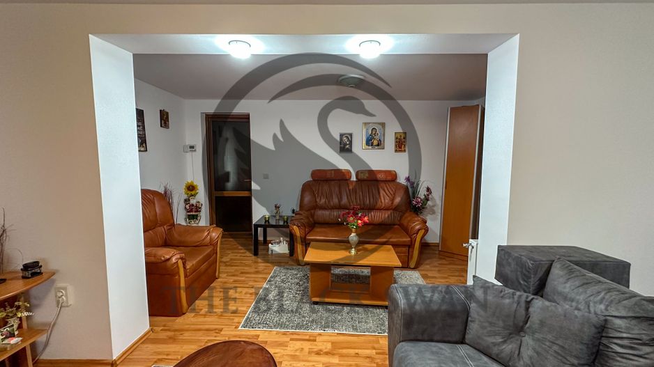 Casa cu 5 camere de vanzare l Cocorastii Colt - Prahova l Comision 0% - Poză 4