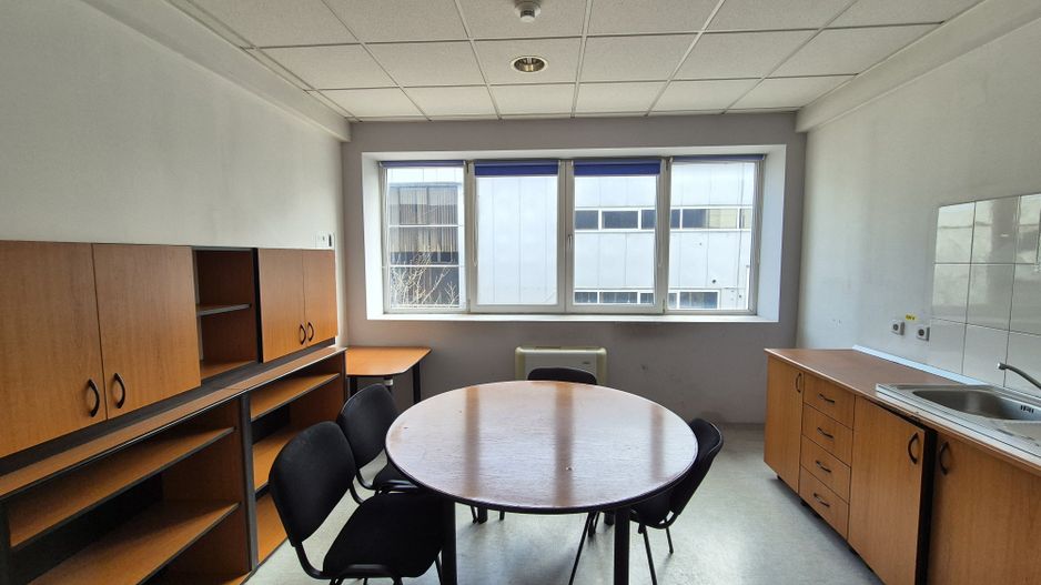 Hala 1040 mp + Spatiu de birouri 400 mp - Militari - Poză 10