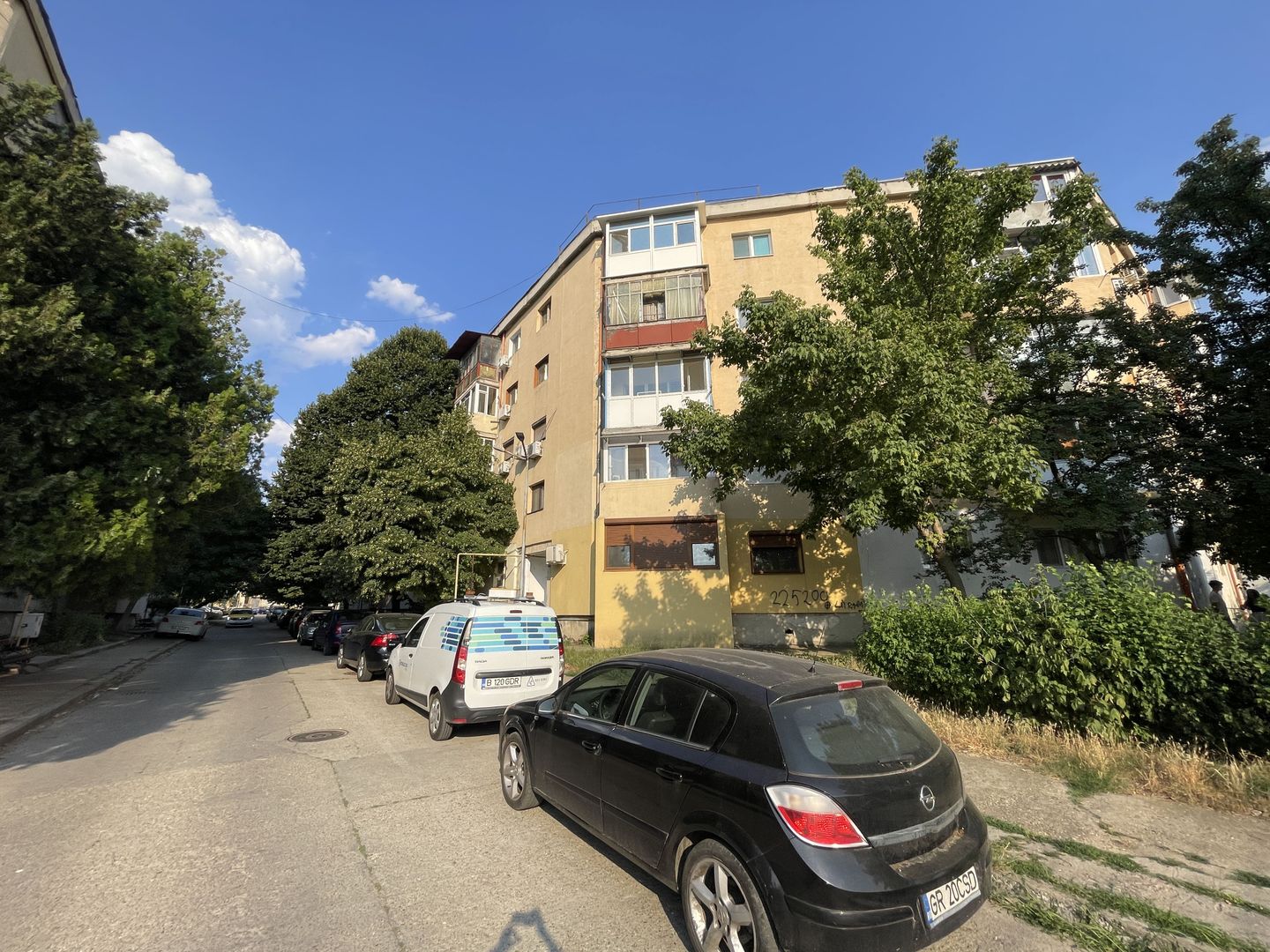 Casa Cartii - Patibar | 3 camere etaj 1 bloc izolat 2 bai mutare rapid - Poză 1