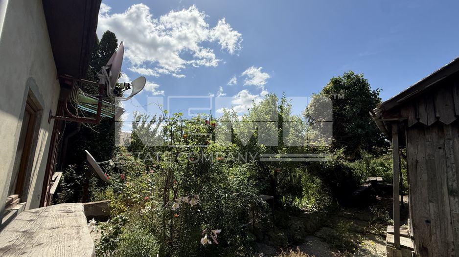 Casă centrală în Rădăuți | 939 mp teren | 180.000 € - Poză 3