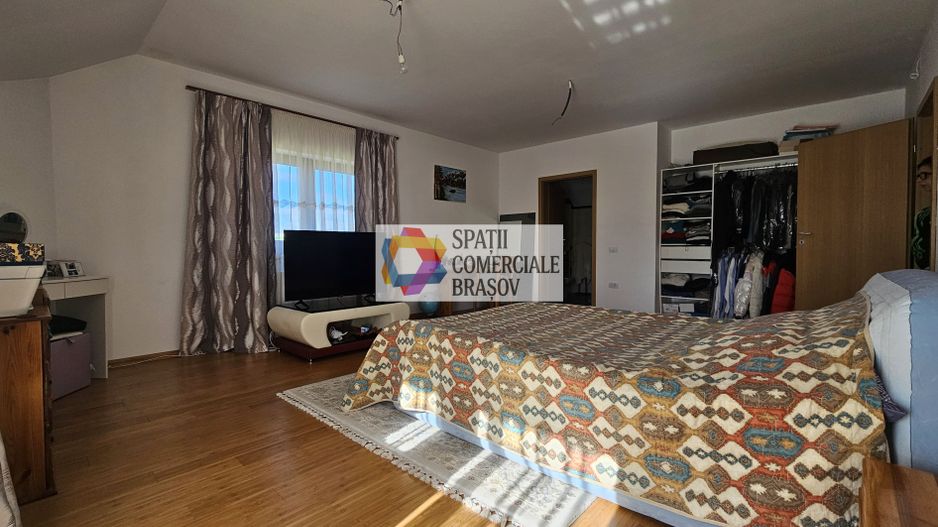 Casă individuala 5 camere de vânzare - zona Tractorul, Coresi - 270 mp - # plus - Poză 26
