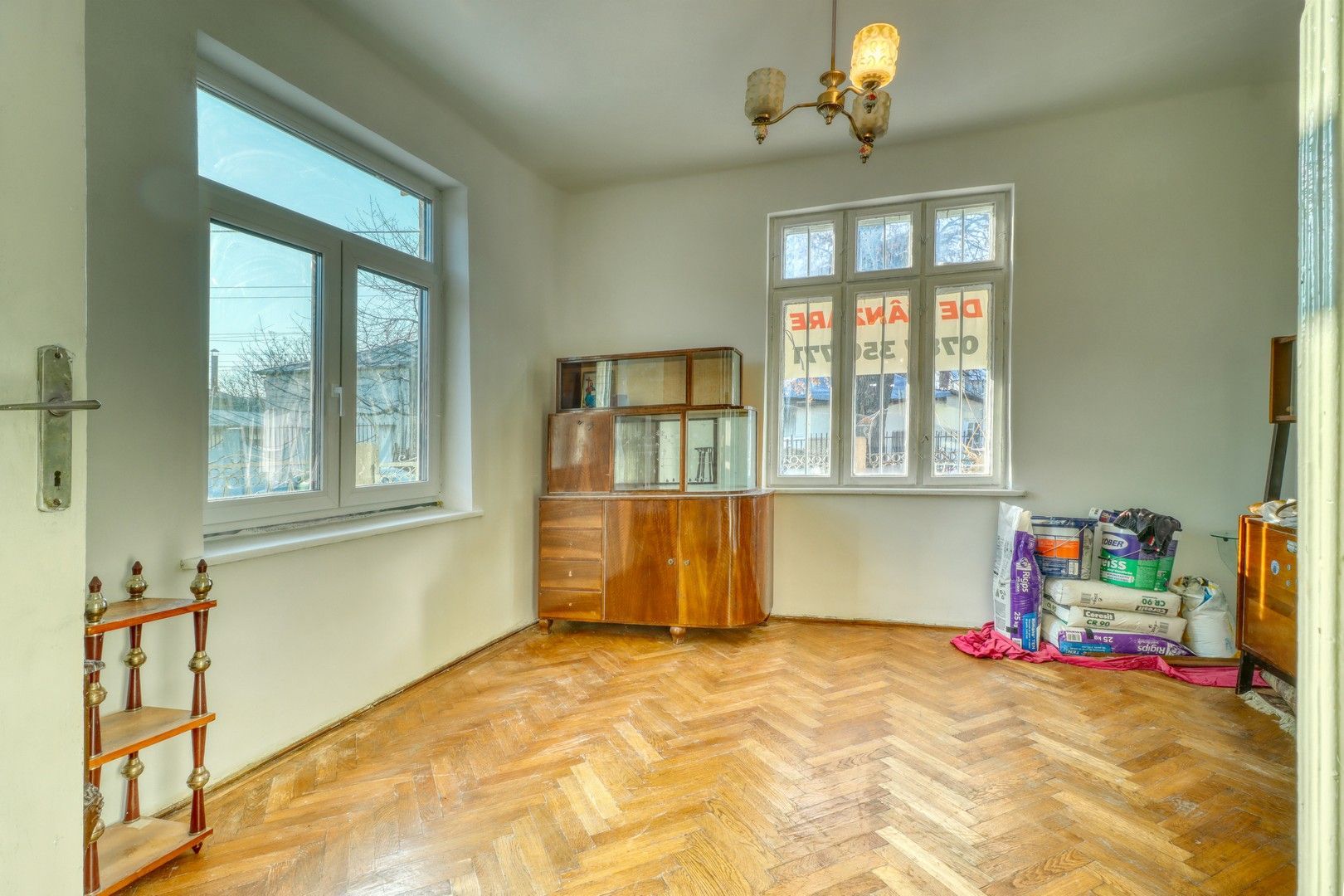 Centru- Casă boierească individuală- 5 camere si  451 mp teren - Poză 21