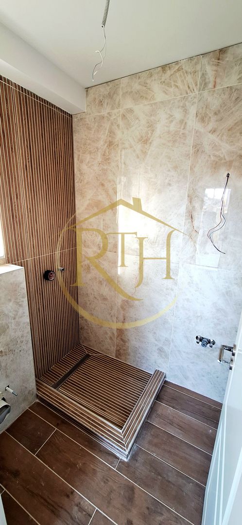 Oferim spre vanzare casa-duplex cu 4 camere si 3 bai situata in Giroc - Poză 8