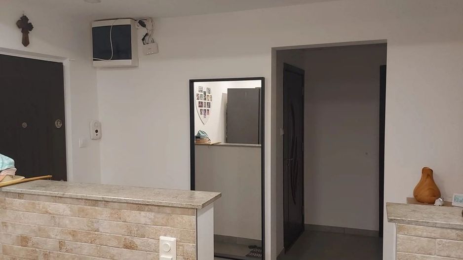 Apartament spaţios cu 3 camere, Cartier Zorilor, 68 MP - Poză 2