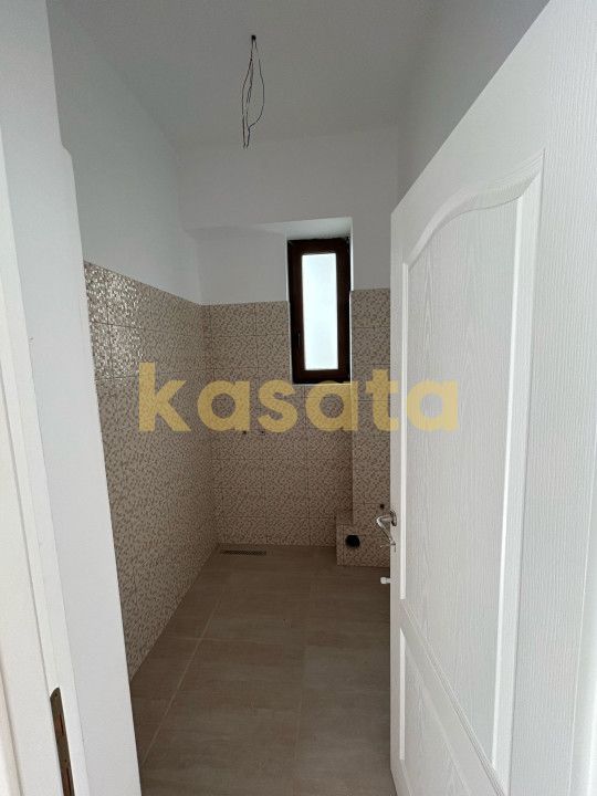 Super pret I Casa tip duplex P+1 I 4 camere I 3 bai I Balotesti - Poză 11