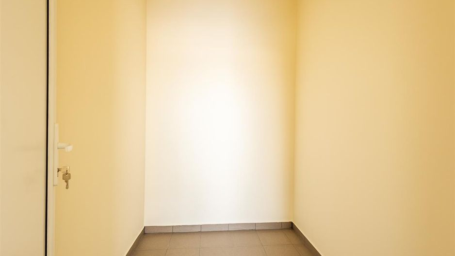 Spatiu comercial nou, componenta si dotari apreciabile, Calea Bucuresti, Brasov - Poză 12