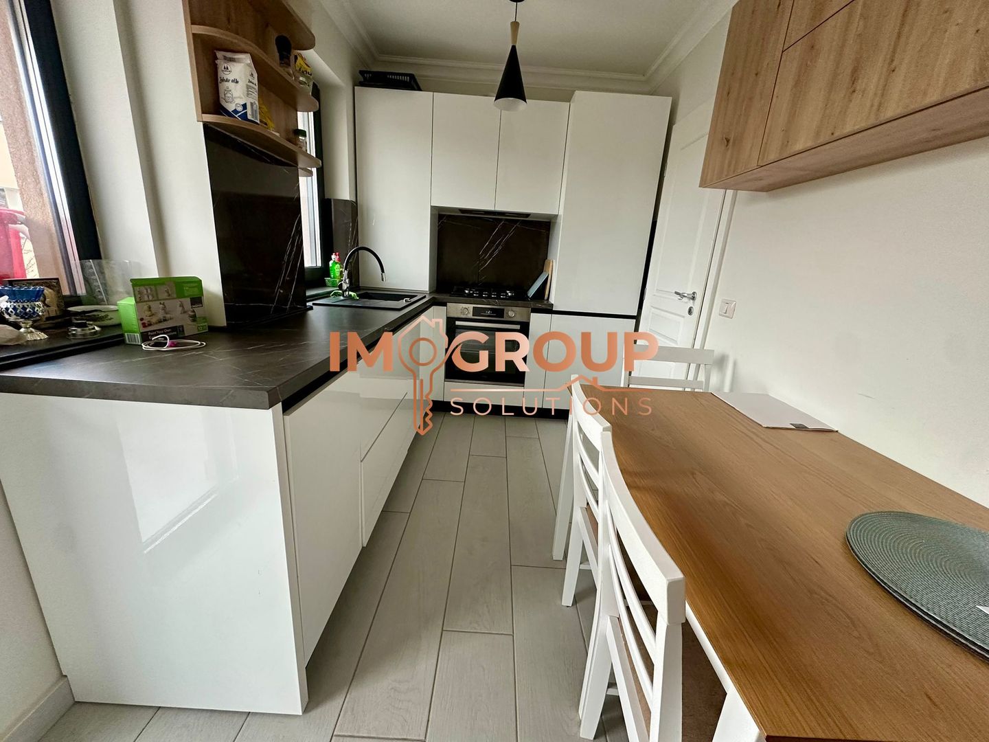 Cug - 2 Camere Decomanat+ Loc De Parcare  - Etaj 1 -Bloc 2022 - Poză 5