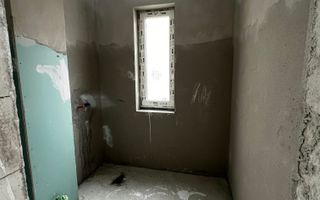 Apartament 3 camere,2 bai,2 balcoane, loc de parcare,Selimbar/Primarie - Poză 8