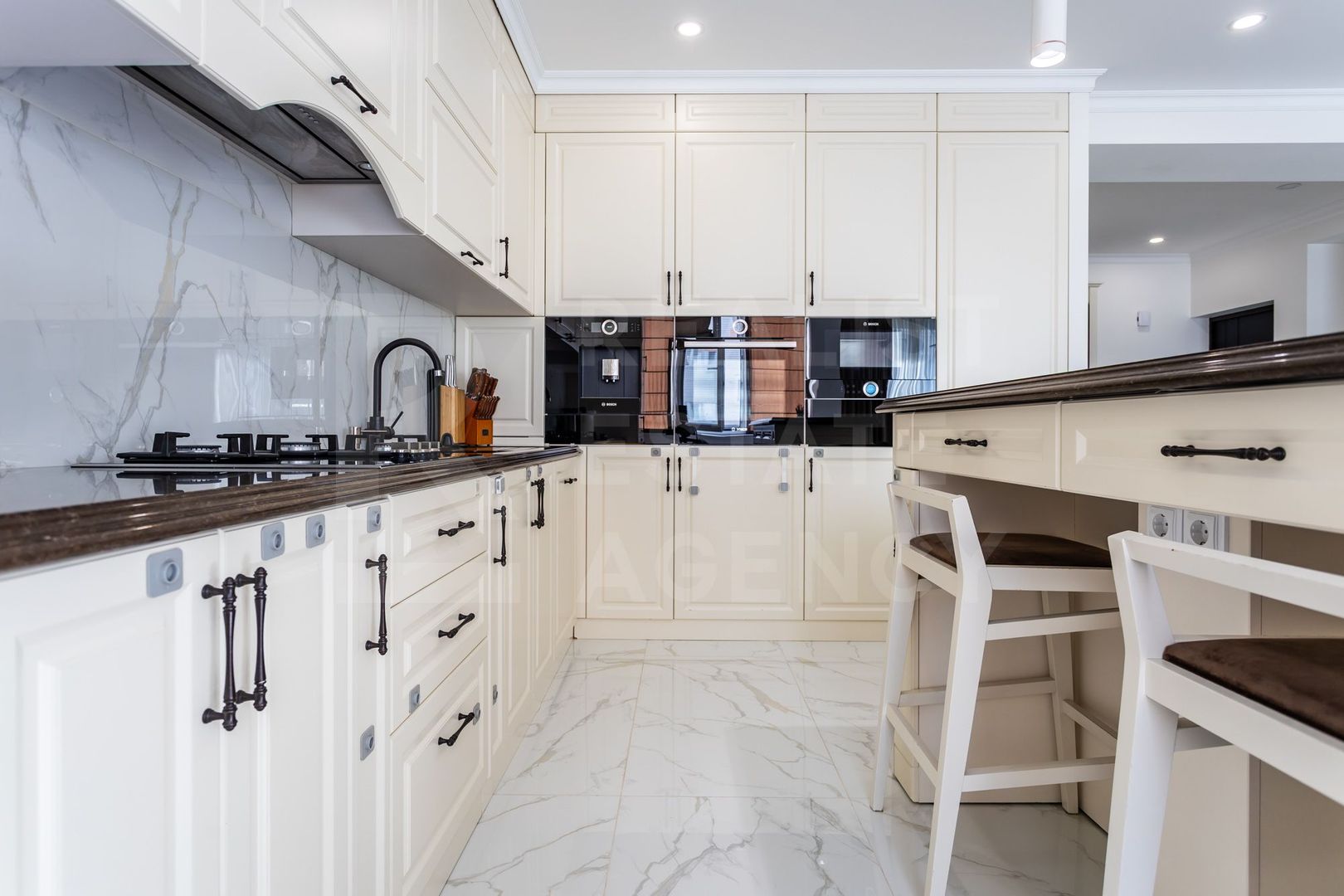 Vânzare, apartament, 3 camere, strada Sprîncenoaia, Centru - Poză 5