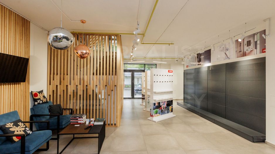 Vânzare, spațiu comercial, amplasat în Ungheni, pe str. Mihai Eminescu - Poză 58