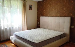 Apartament 4 camere in zona UMFST ( Romanu Vivu ) - Poză 1