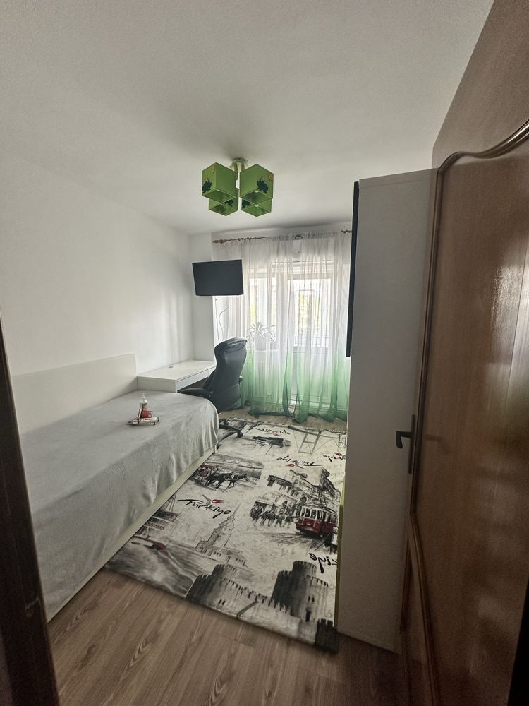 Apartament decomandat Lapus Electroputere Mall - Poză 5