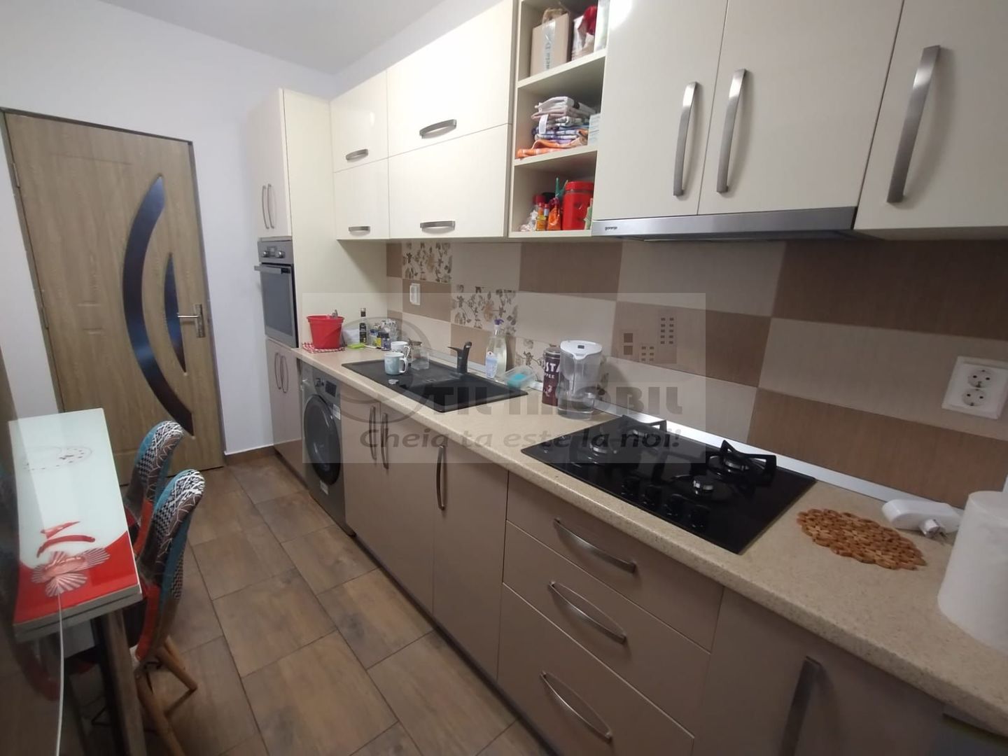 Apartament decomandat - Galata Profi - 2016 ,Etaj 2/3 - 69.000 euro ! - Poză 3