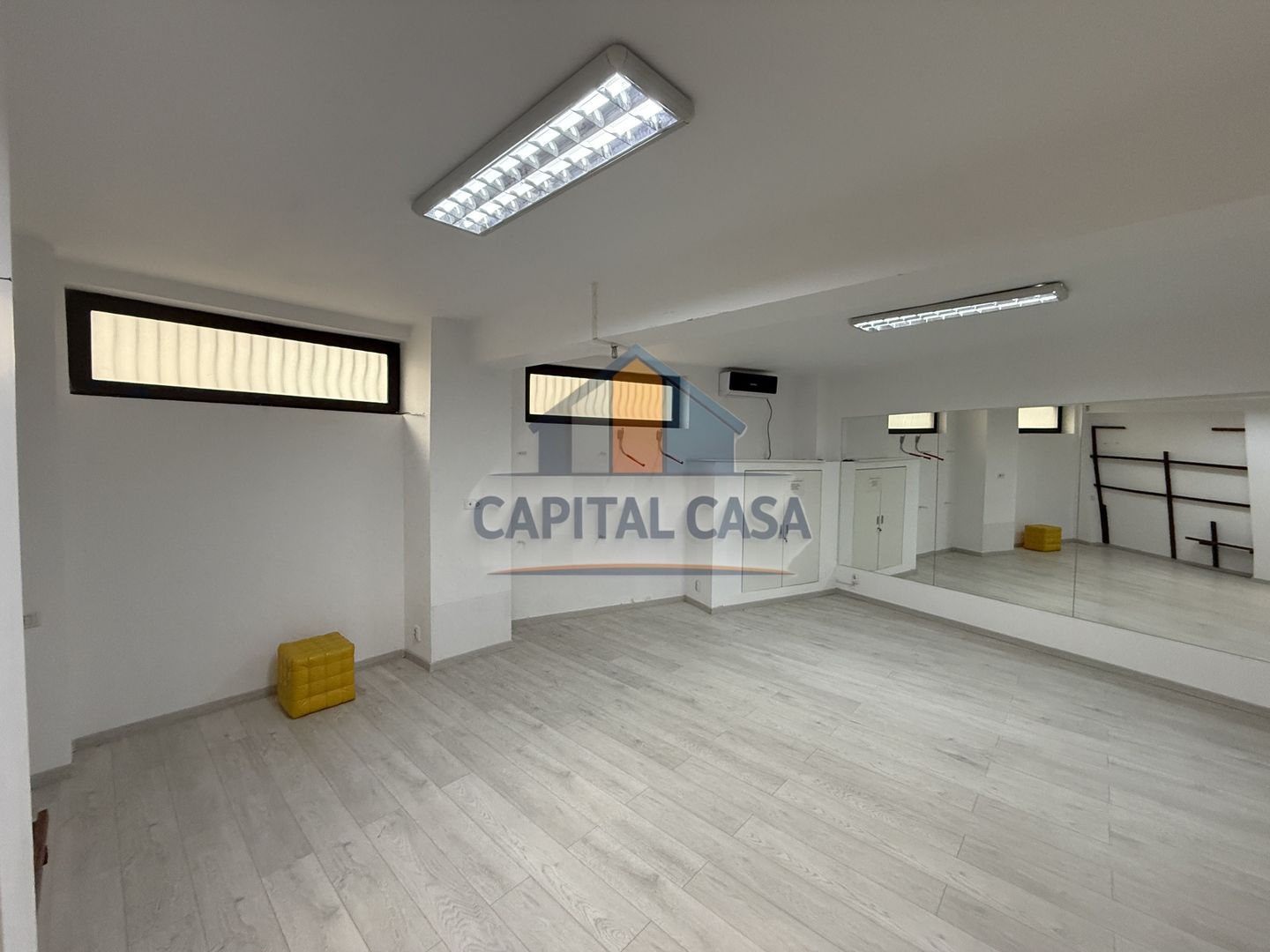 Salon de Înfrumusețare Lux - Central Ploiești - 153 mp - Poză 2