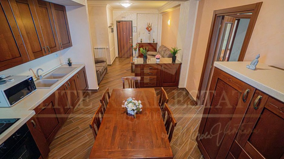 Stațiunea Mamaia - 3 camere, vedere panoramică la lac – Vila Ovidiu - Poză 1