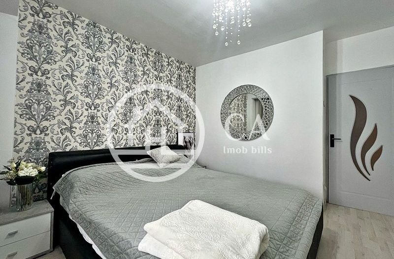 Apartament de vânzare cu 4 camere în zona Calea Aradului, Oradea - Poză 2