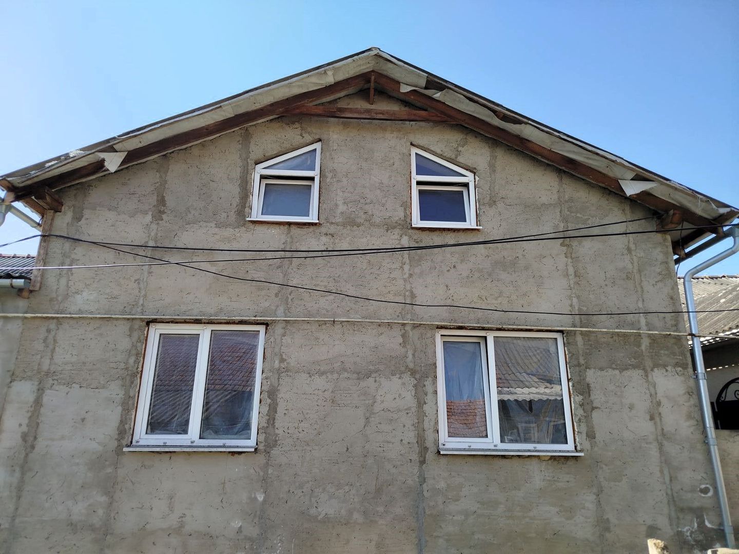 Apartament Spațios cu 3 Camere-Chetrosu Anenii Noi - Poză 2