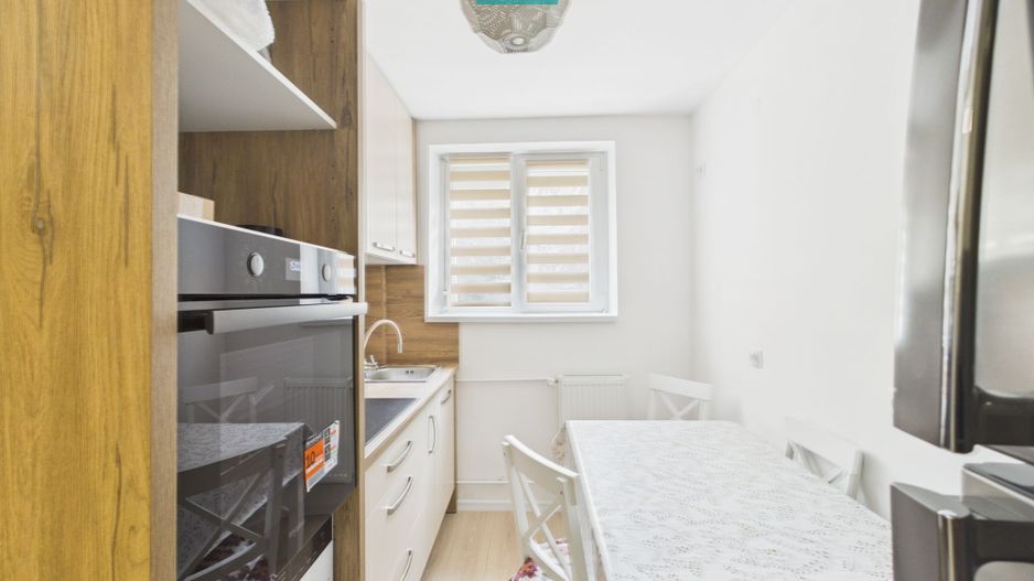 **APARTAMENT PREMIUM • 2 CAMERE • ZONĂ CENTRALĂ • - Poză 4