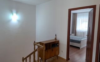 Casa 130 mp utili 4 camere 2 bai garaj curte individuala in Selimbar - Poză 12