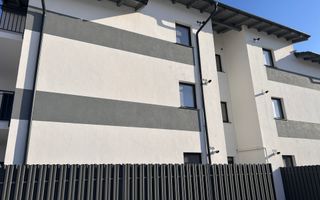 Investiția perfectă: apartament modern cu 2 camere si balcon în Șelimbăr - Poză 2