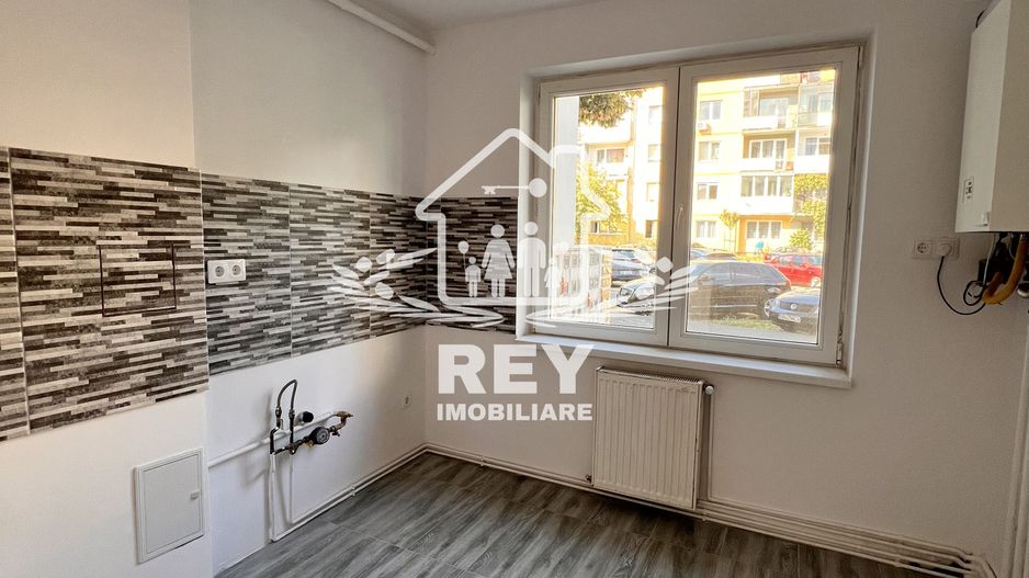 Apartament 2 camere semidecomandat de închiriat / Terezian / Parter - Poză 11