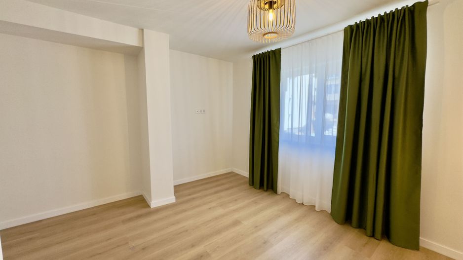 Apartament 3 camere cu 2 bai si 2 terase  - etaj 1, finisat la alb - Poză 2