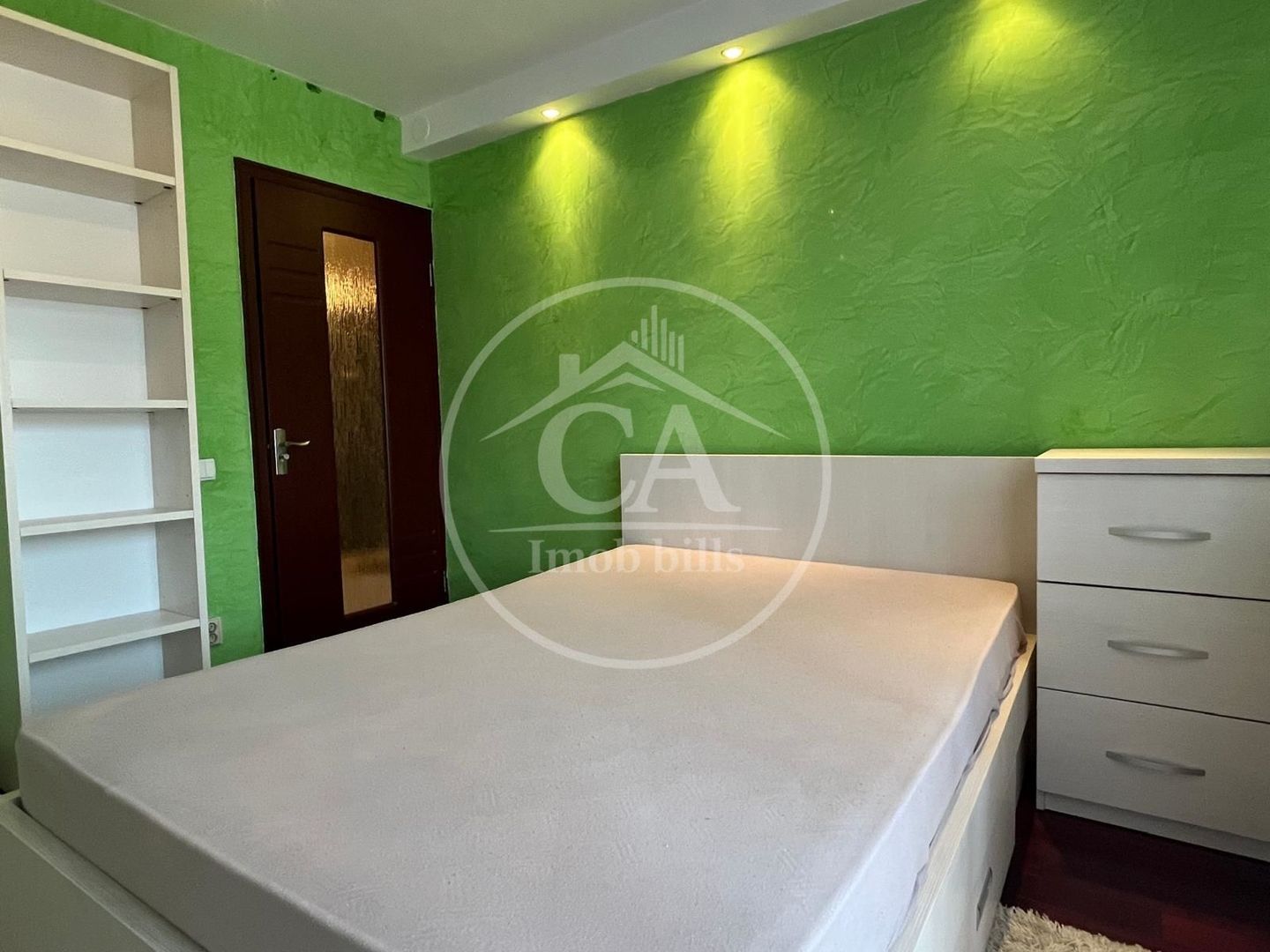 Apartament cu 3 camere de inchiriat în zona Decebal, Oradea - Poză 4