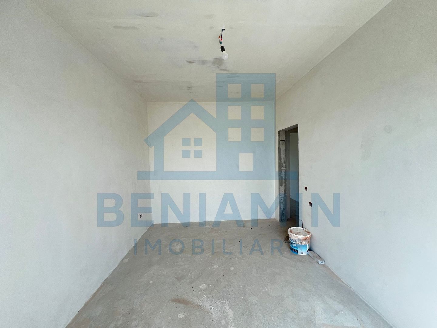 Casa-5 camere-P+1+P-147mp utili-600mp teren-Utilitati-Sanpetru - Poză 8