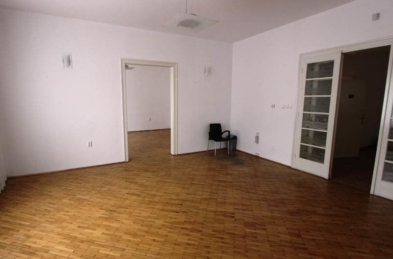 Vila spatioasa pentru birouri in zona centrala - Poză 5