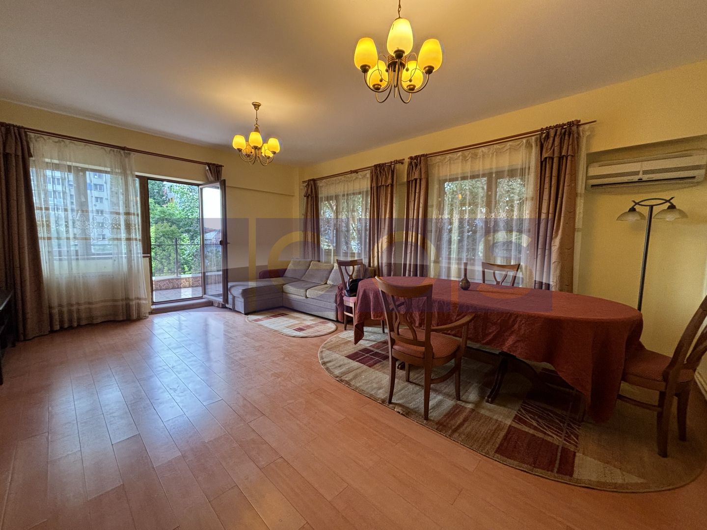 VANZARE 3 CAMERE | 2 BAI | TERASA 44MP | METROU 1 MAI - Poză 1