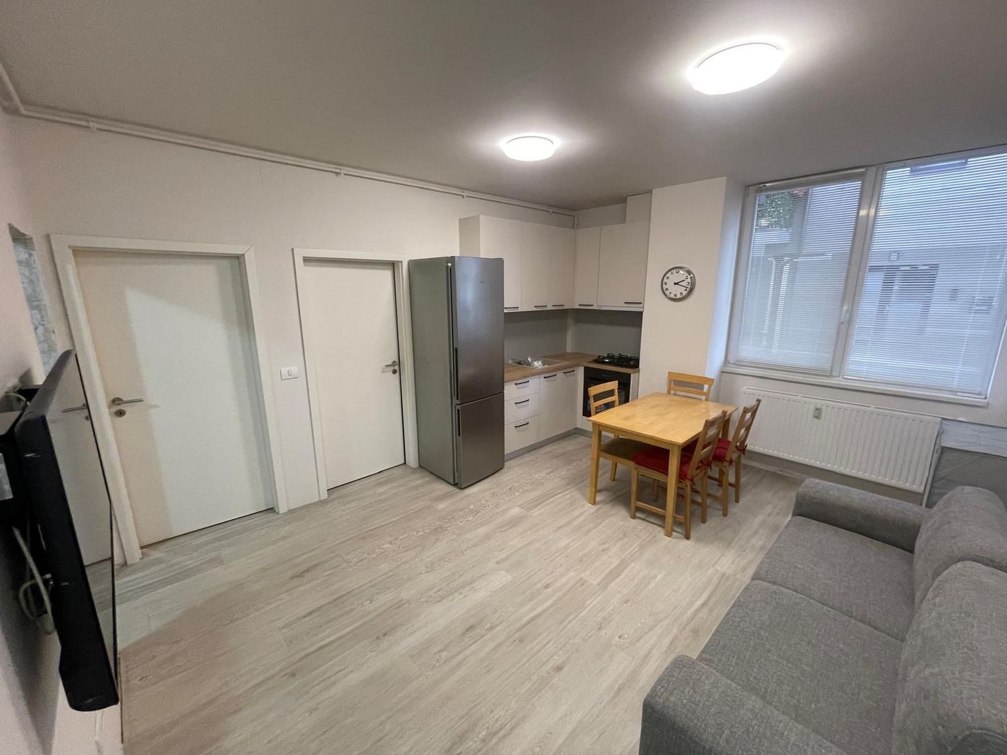 Giroc-Eso | 3 camere | Loc de parcare | Prima inchiriere - Poză 6