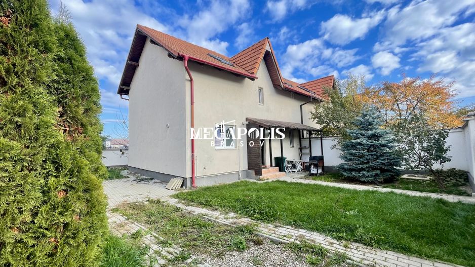 Triplex 4 camere | Zonă dezvoltată | PET FRIENDLY - Poză 1