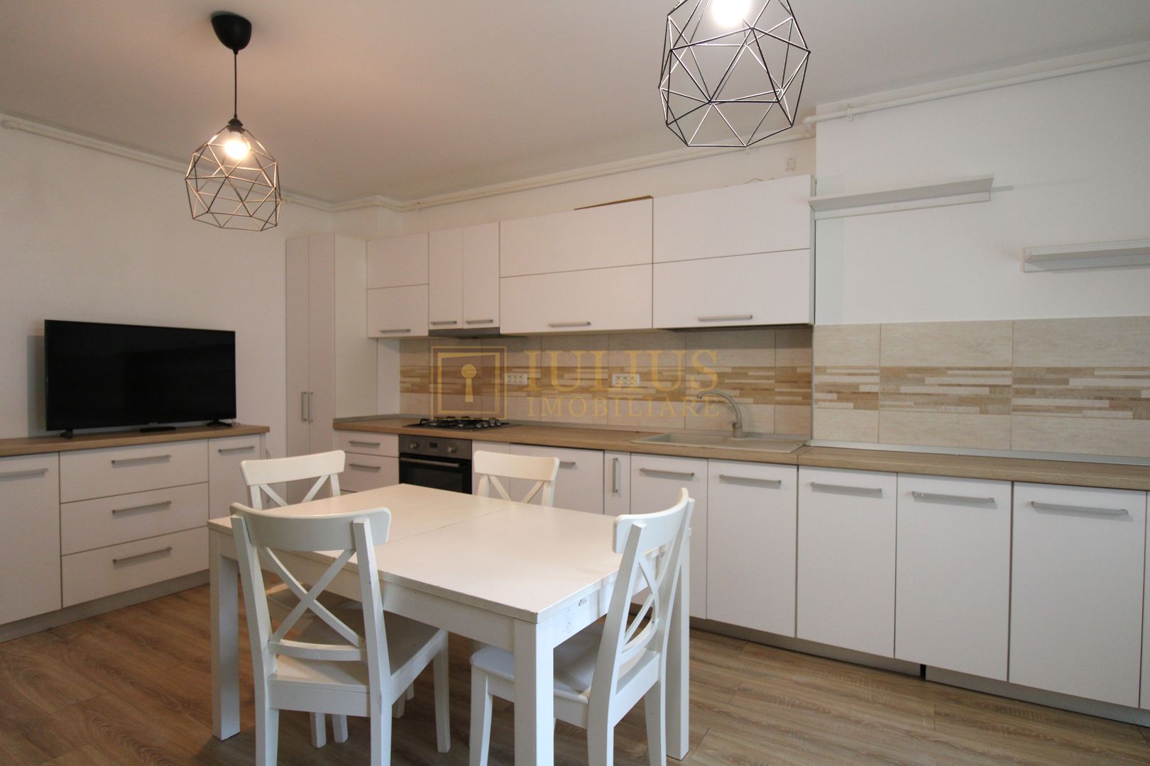 City of Mara, mobilat modern, parcare si contract inclus ! - Poză 5