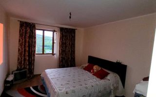 Casă de vânzare în satul Cârlig, comuna Popricani, județul Iași – 240 mp, 3 camere, 135.000 EUR - Poză 4