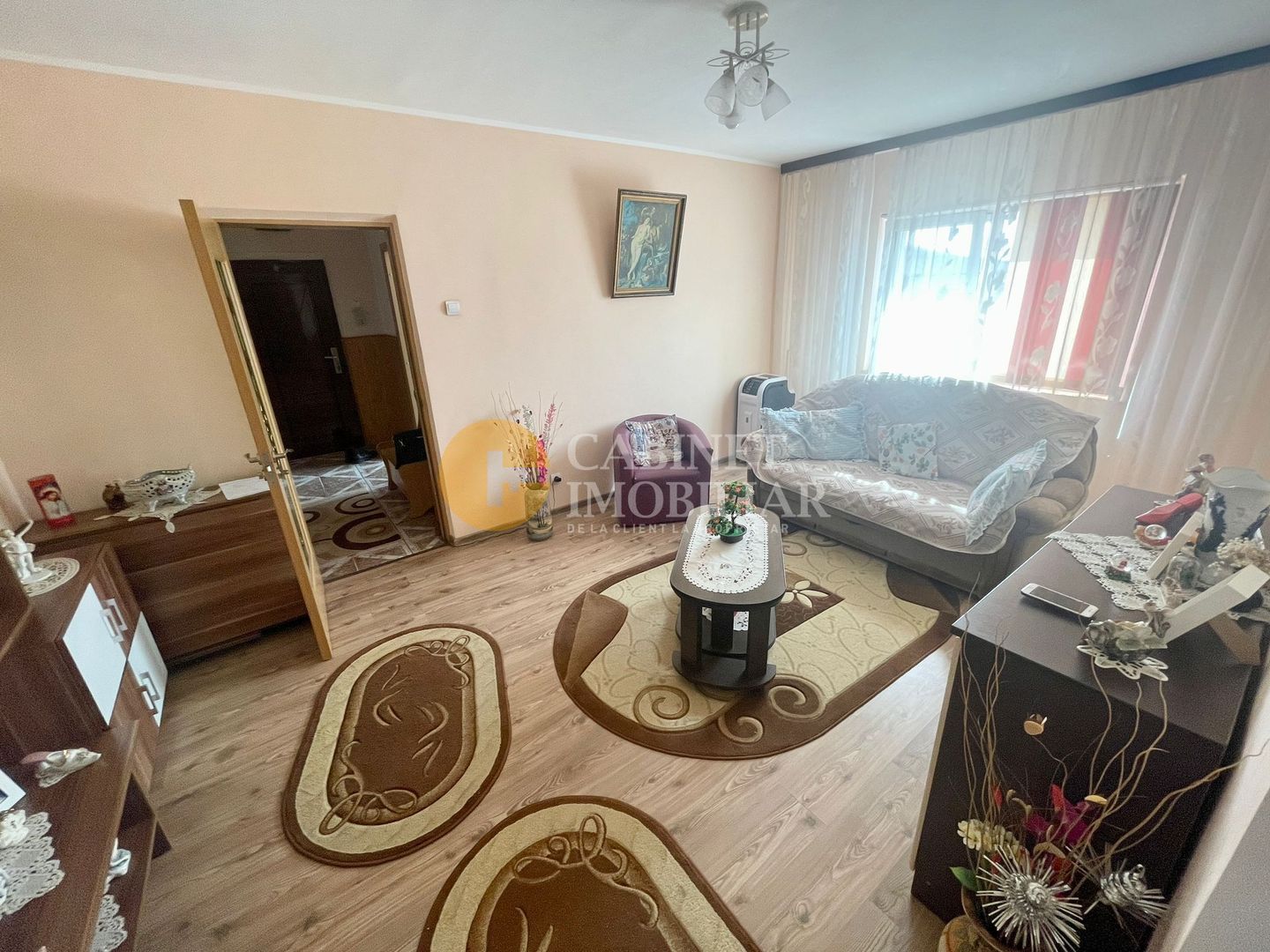 Apartament cu 3 camere - Bloc Fara Risc - Etaj Intermediar - 75 mp - Podu Ros - Poză 1
