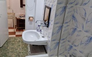 Vanzare Garsoniera zona Mall Vitan - Poză 7