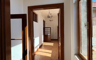 Apartament in clădire istorică P-ta Plevnei cu vedere parc - Poză 21