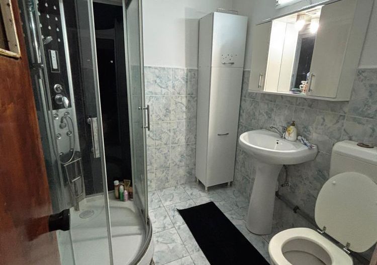 Apartament zona Bd. Chisinau - DIham - Poză 1