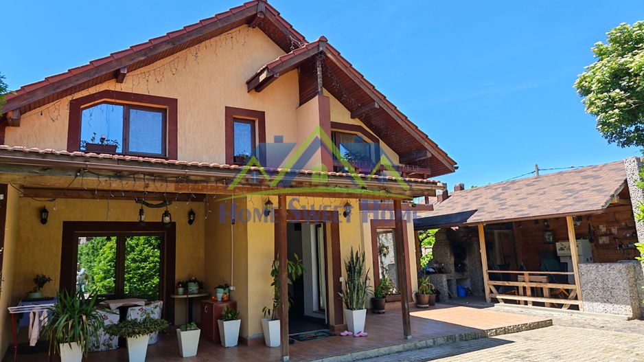 Vand Casa 2 corpuri, P+E, Romanilor, 4 cam, curte, zona de gratar, etc - Poză 1