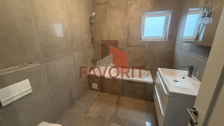 Finisat la cheie. Acces asfaltat. Disponibil imediat - Poză 10