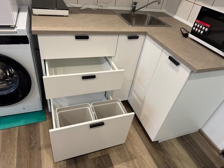 Soarelui-Cerna | 1 Camera | Recent renovata | Etaj 2 | Mobilat si Utilat - Poză 10