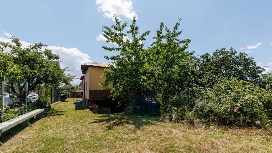 Casa cu teren - Prundu-Ideala pentru locuit sau dezvoltare imobiliara - Poză 14