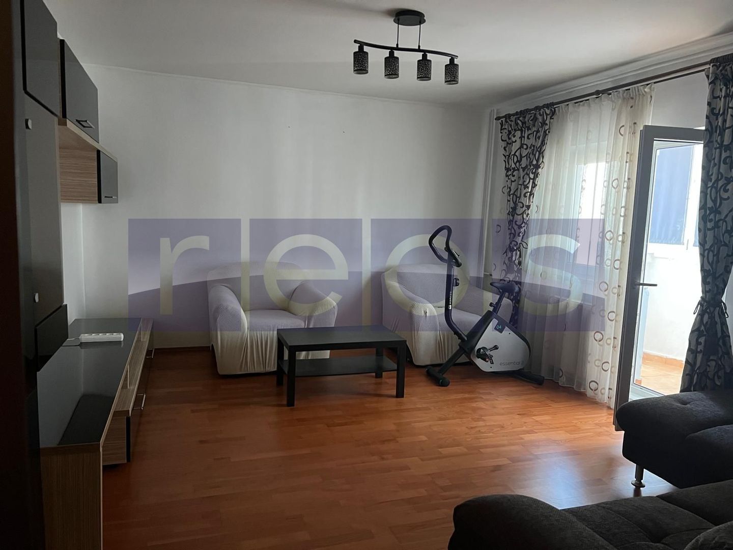 VANZARE 2 CAMERE I DECOMANDAT I SPATIOS I MOBILAT UTILAT I SEBASTIAN - Poză 3