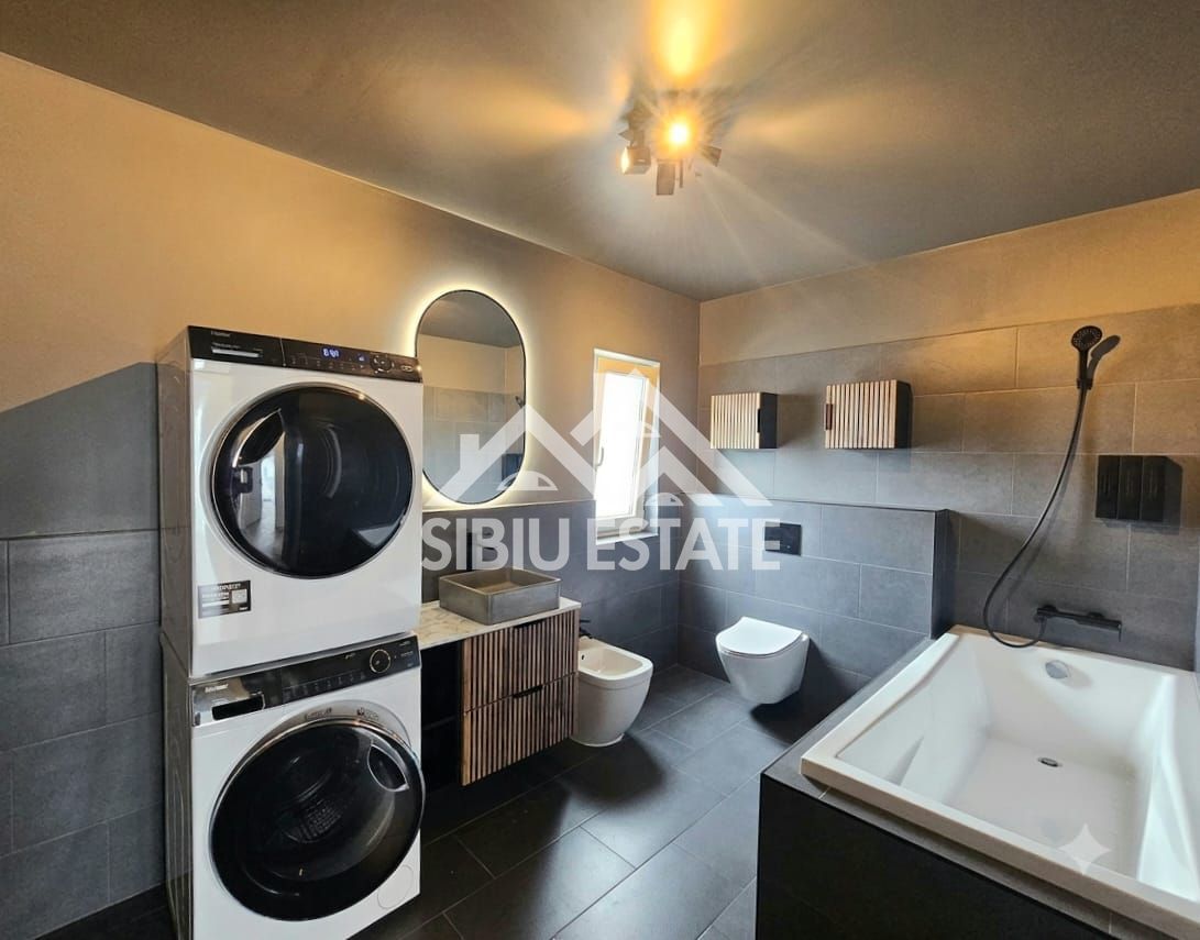 Casa individuala 5 camere, dormitor la parter - Poză 5