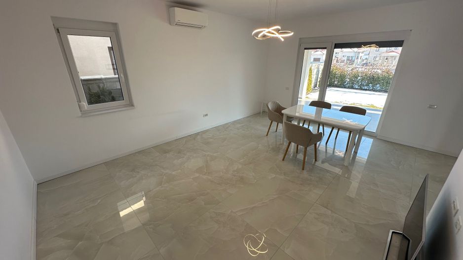 Duplex despărtit  prin garaj zona Ikea - Poză 19