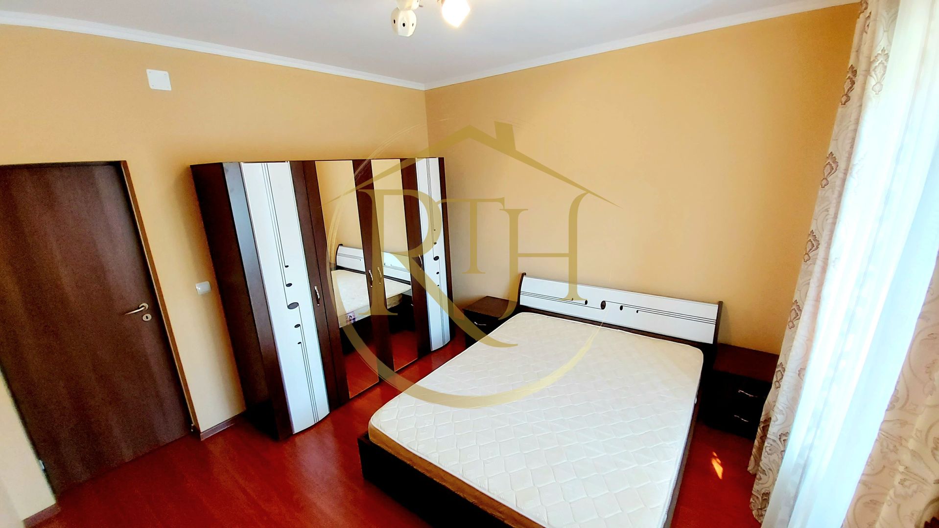 Oferim spre inchiriere casa-duplex,4 camere,Dumbravita aproape de Lidl - Poză 8