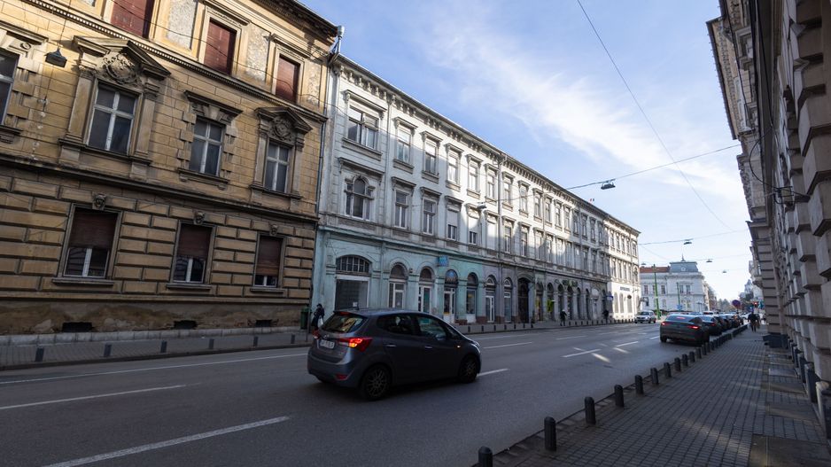 PRET NOU! Apartament decomandat 3 camere - str. Horia - COMISION 0% - Poză 1