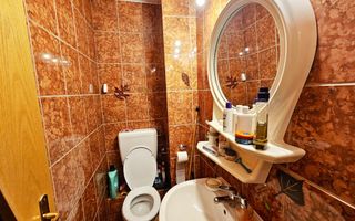 Apartament 3 camere, 70 mp, etaj 2, mobilat, utilat, ultracentral - Poză 13