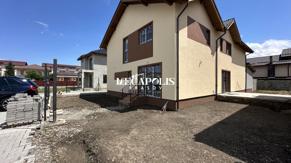 Intrarea in Sanpetru/Predare la Cheie/Credit - Poză 2