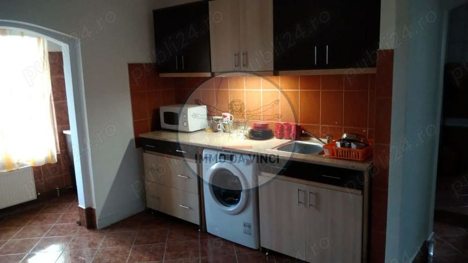 Inchiriez Apartament 2cam decomandate in cartierul Zorilor - Poză 3